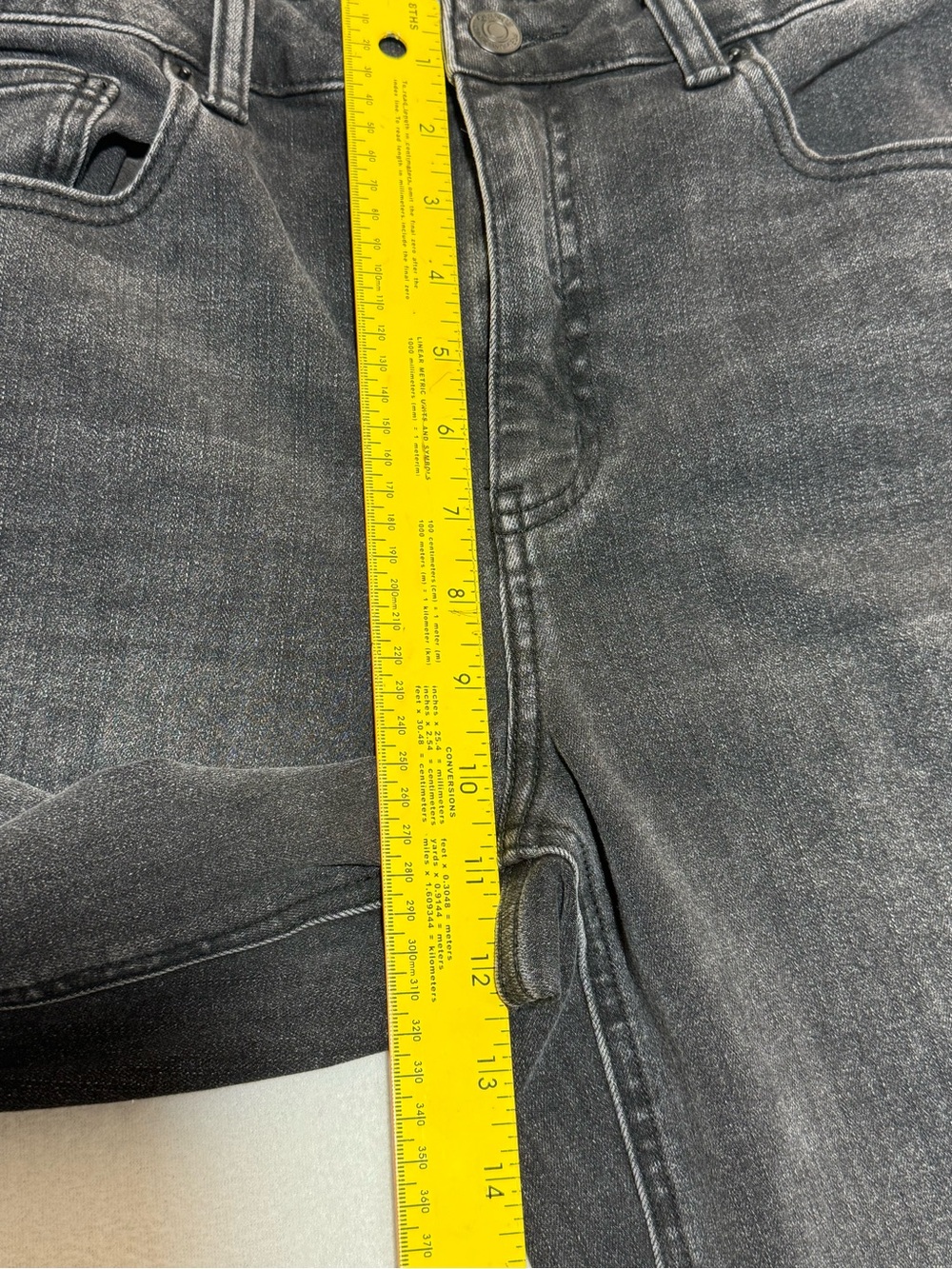 Quince Bella Stretch Wide Leg Jeans in Faded Black - Size 31 - Picture 9 of 10